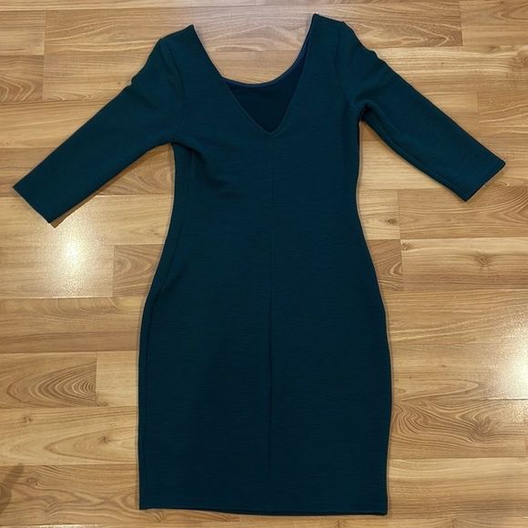 Everly Dark Green V-Back Ribbed Knit Bodycon Mini Dress Medium - Picture 7 of 10